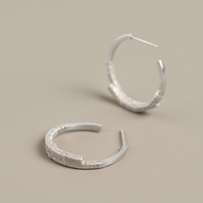 Slim Thread Texture Hoops