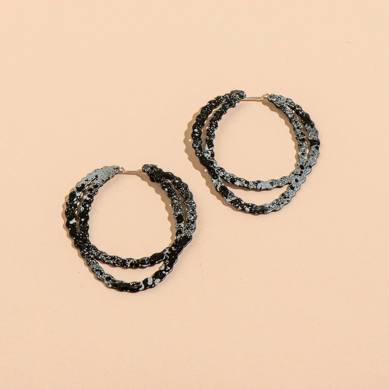 Double Double Hoops (black)