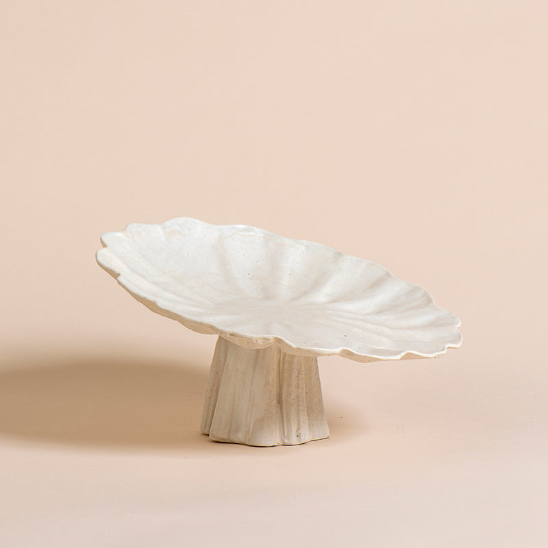 Small Scalloped Dish (white)