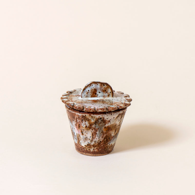 Round Pot With Lid