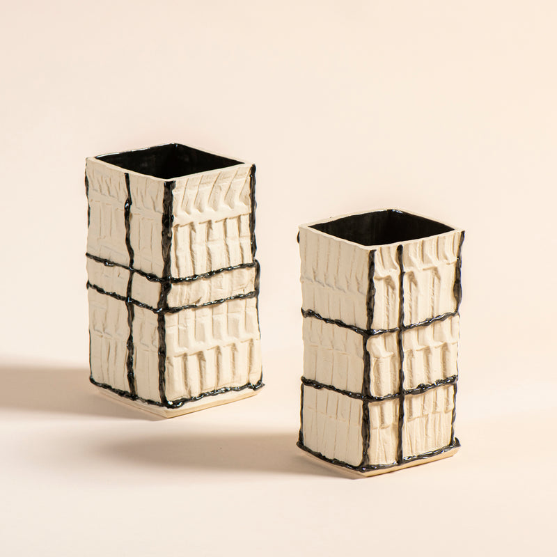 Brick Seams (Large Black Gloss)