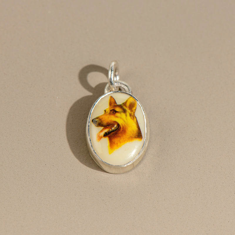 Menagerie 11 Pendant (german shepherd)