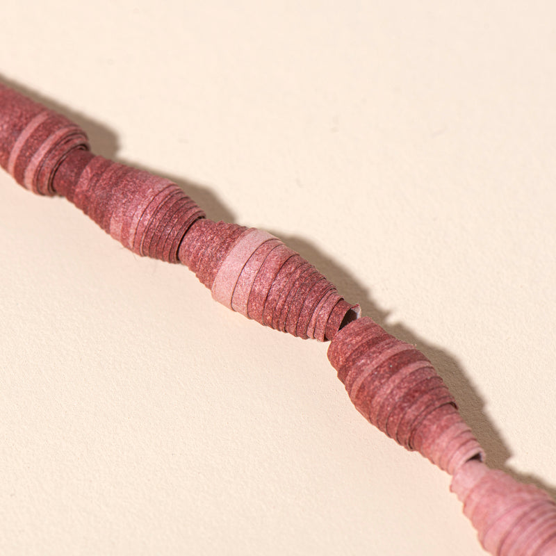 Single String Necklace (musk)