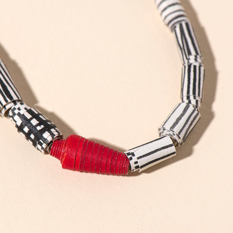Single String Necklace (black + white + red)