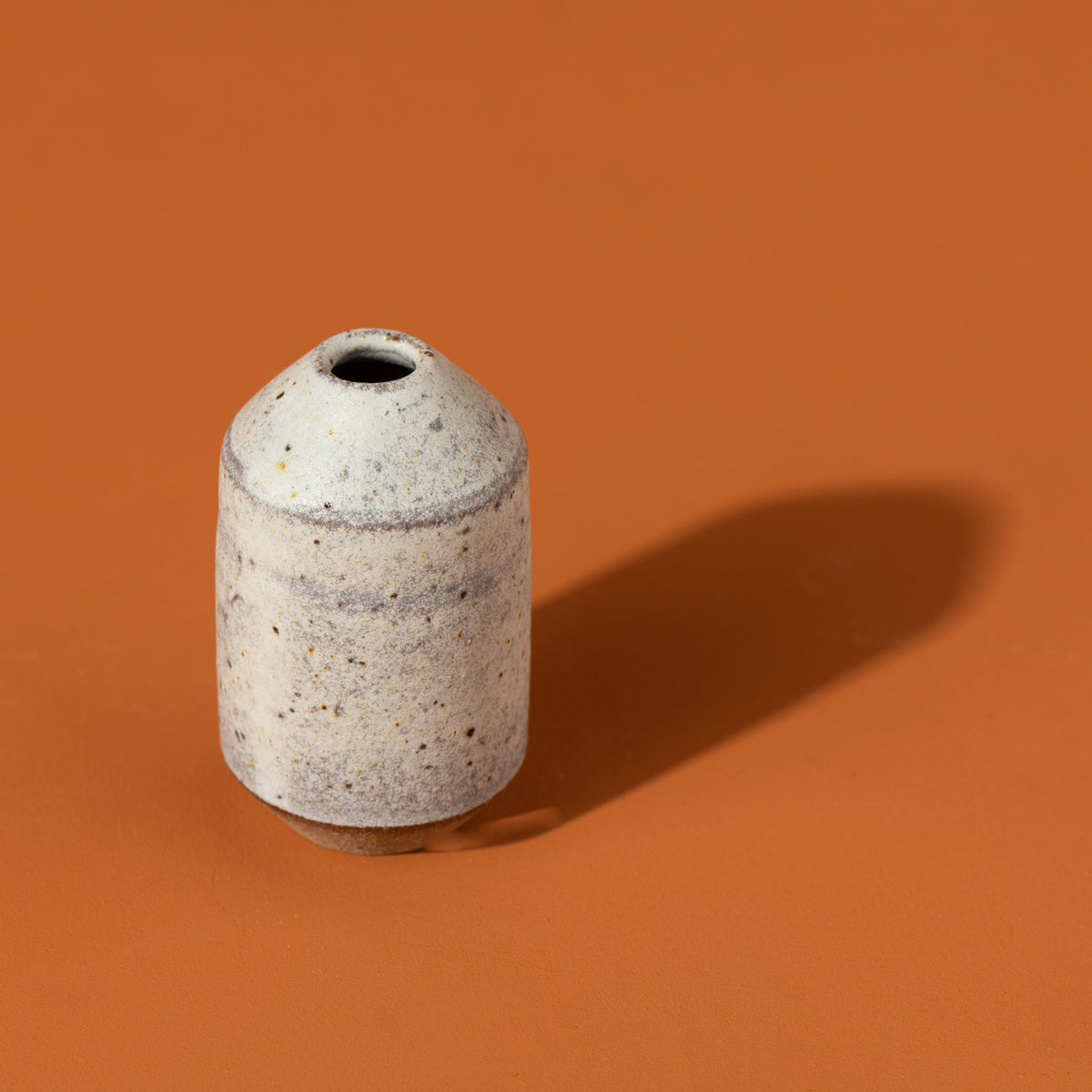 Bud Vase in Chalk - small