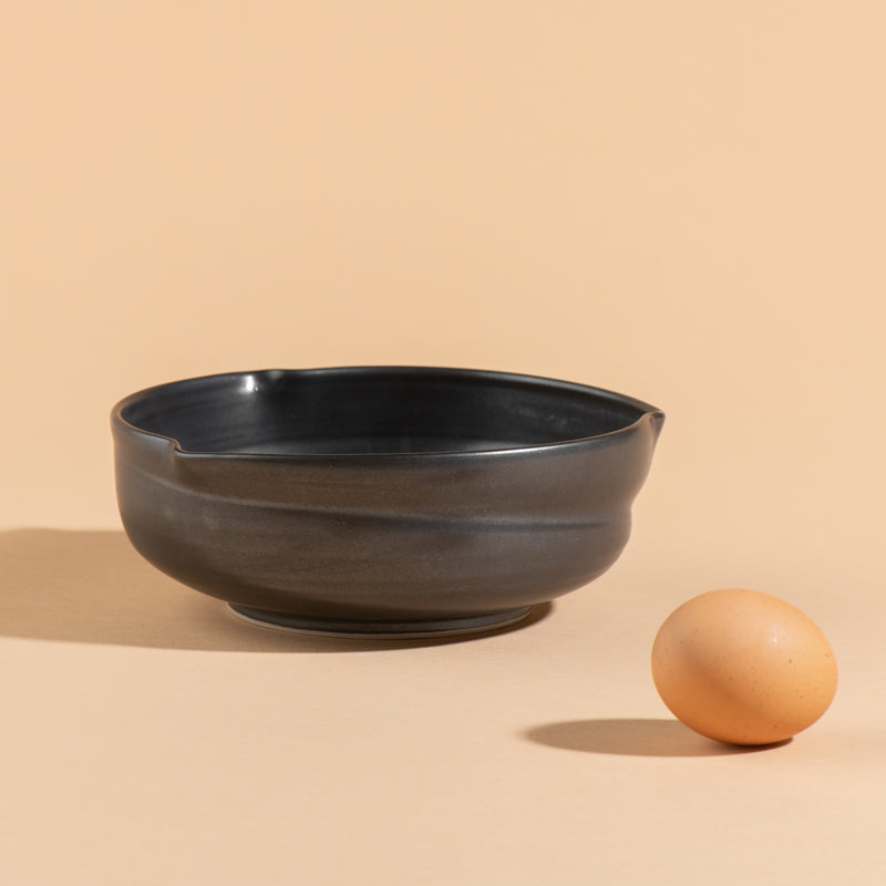 Medium Bowl (black)