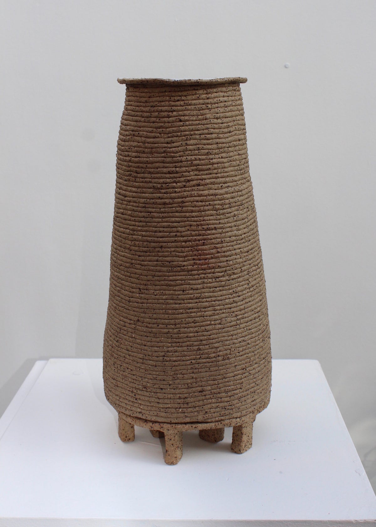 Ripple Vase III with Plinth