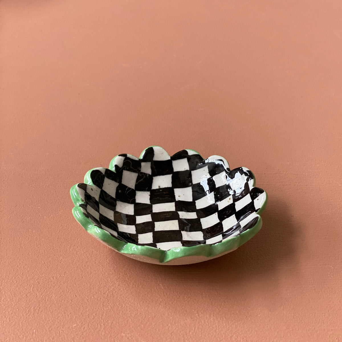 Mini Checked Dish (Black Check)