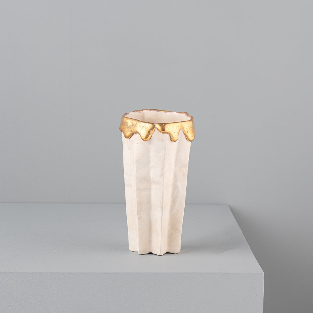 Gold Drip Folded Vase (white)