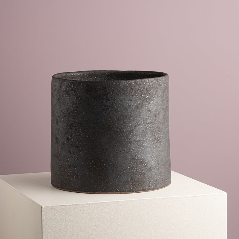 Plant Pot Med Black - Boom Gallery