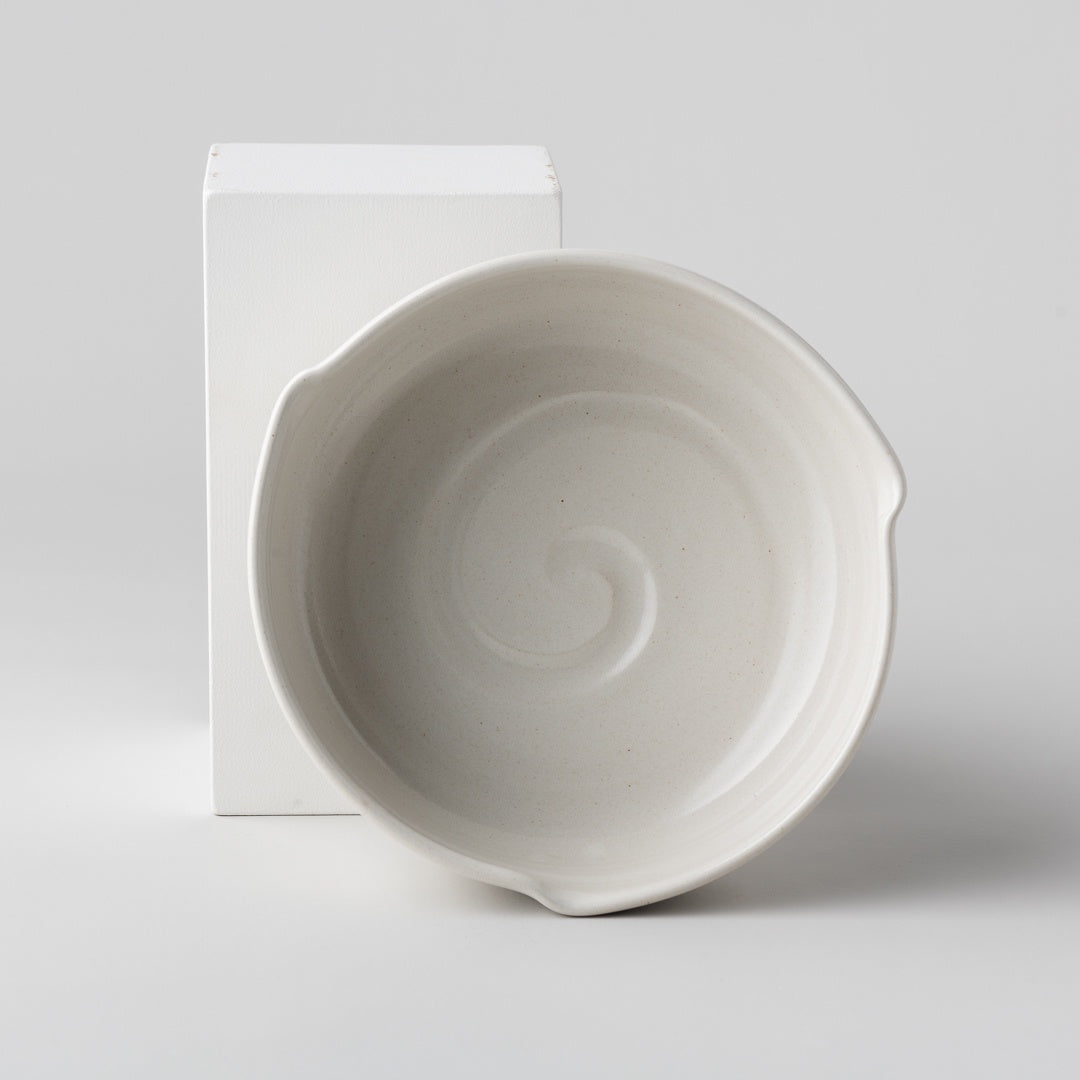 Medium Bowl (white)