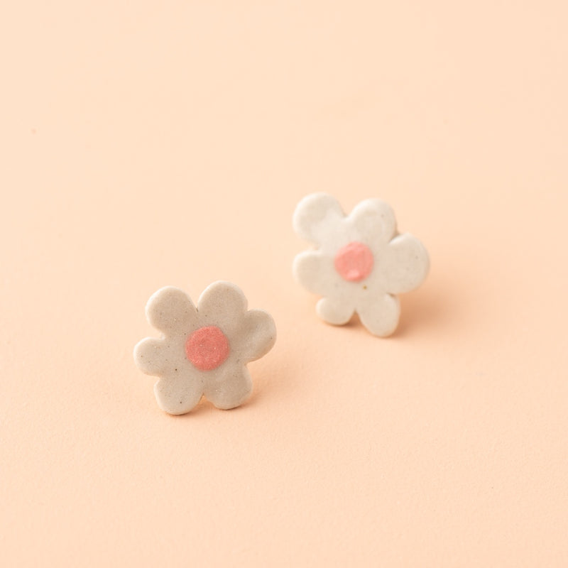 Flower White Stud Earrings - Boom Gallery